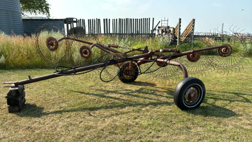 6 wheel left hand delivery hay rake