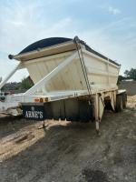 2011 Arnes Tandem axle Belly dump