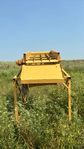 3'x 6' WRT scalping screener (skid mounted)