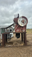 10&rdquo;x 36&rdquo; Bare Jaw crusher on skids