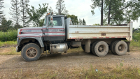 1989 Ford L9000