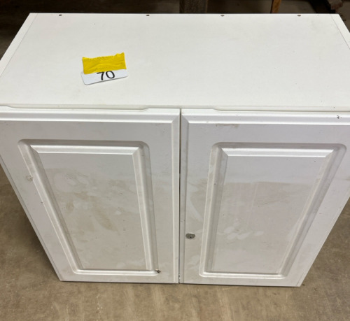 Lockable cabinet