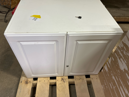 Lockable cabinet