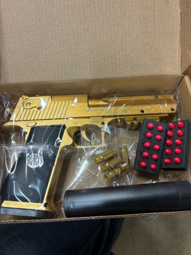 4 New Toy Hands Guns
