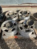 4 aluminum dodge 2500 rims with hubs