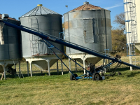 Brandt 8x40 auger w/mover , 25 hp kohler pro