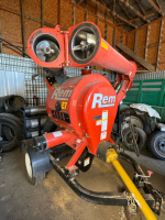 REM 2700 grain vac