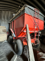 Robinson Alamo hopper wagon