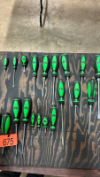 Mac screw driver set