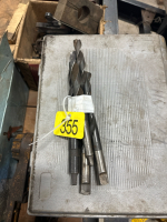 Assortment of milling bits