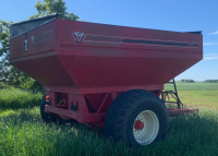 UFT 575 hyd grain cart