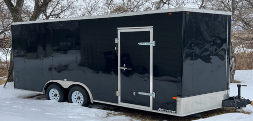 2015 Interstate 18&rsquo; enclosed trailer