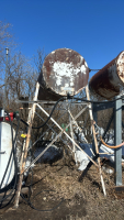 Gravity fed fuel tank with stand