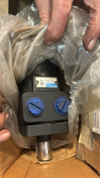 Char-Lynn hydraulic pump