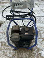 Gas power pressure washer