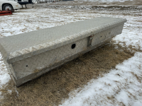 Aluminum tool box