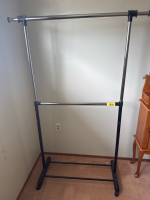 Clothes rack