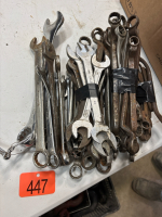 Standard and metric boxend and open end wrenches