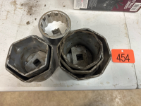 Large hub sockets