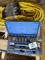 William socket set / 100 ft extension cord