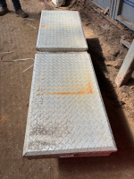 Aluminum truck tool box