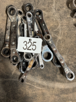 Metric/ standard ratchet wrenches