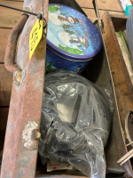 Assortment of electrical sundry