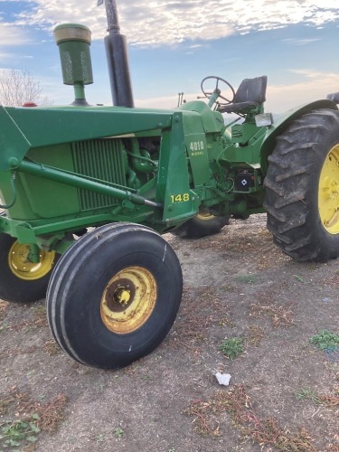 JD 4010 w/ JD 148 loader (needs 1 bucket cylinder)