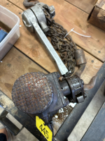 Jack and chain hoist