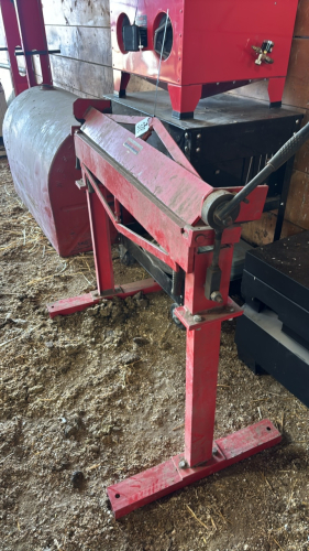 Small metal bender