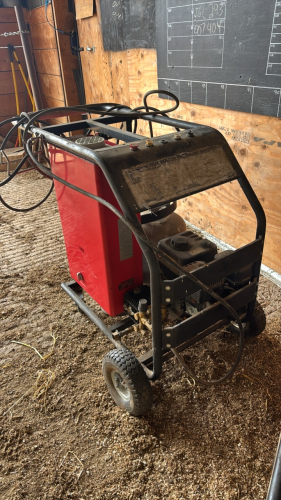 Hot water pressure washer