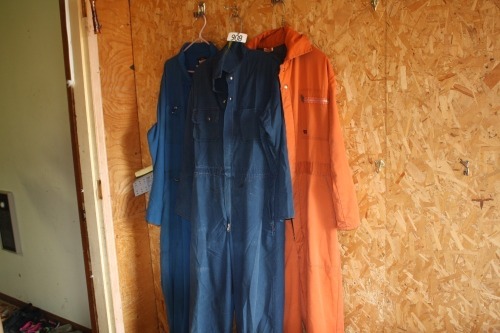 3 coveralls (xl) (1 insulated)