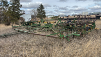 40&rsquo; JD 1050 cultivator, Degelman harrows