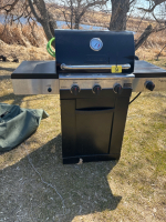 Cuisinart propane bar b q w/cover