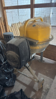 Electric cement mixer