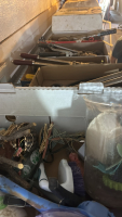 Assortment of de horners, livestock supplies