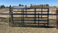 3- 10&rsquo; panels