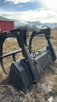 8 ft Bucket and grapple euromount