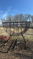 Bale feeder
