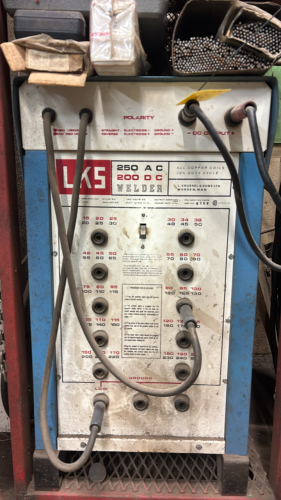 LKS 250 AC. 200 DC ARC welder