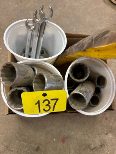 Sockets crow foot wrenches flare wrenches screwdrivers
