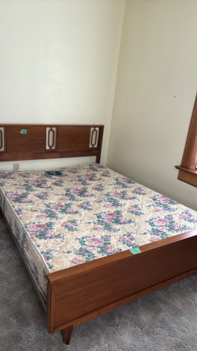 Bedroom suite