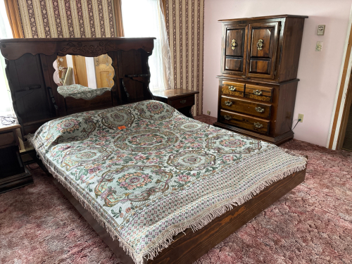 Queen bedroom suite
