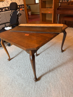 Table with leaf