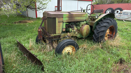 JD 620, front mount blade power steering