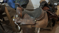 16&rdquo; western saddle