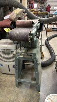 Belt sander with extra belts