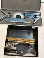 Square combination and cylinder gauge