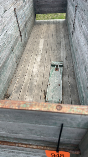 4 wheel grain wagon