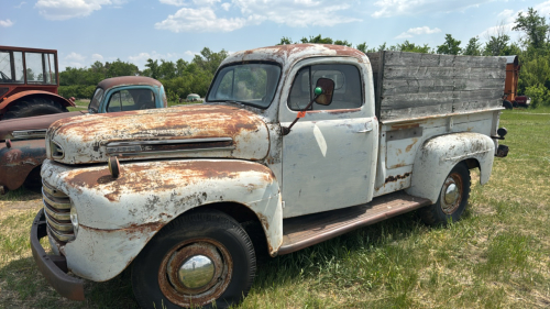 Ford F-68 (parts or restoration)
